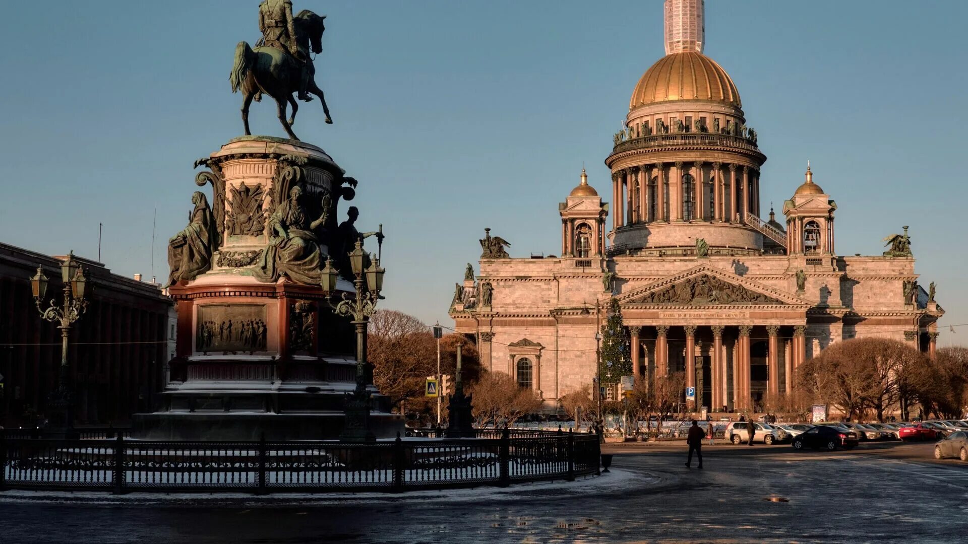 Памятники архитектуры питера. Аничков мост в санкт-петербурге. Памятники архитектуры питера. Фасад казанского собора в санкт-петербурге. Памятники архитектуры питера.