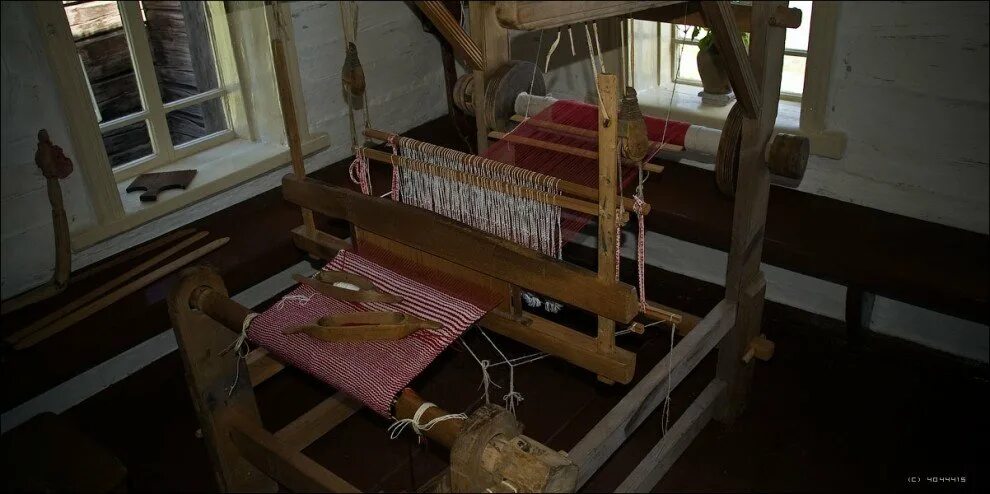 ткацкий станок старинный. ткацкий станок времени. Rifa – 260 ткацкий станок. 4 ремизный ткацкий станок. ткацкий станок для половиков 18- 19 век.