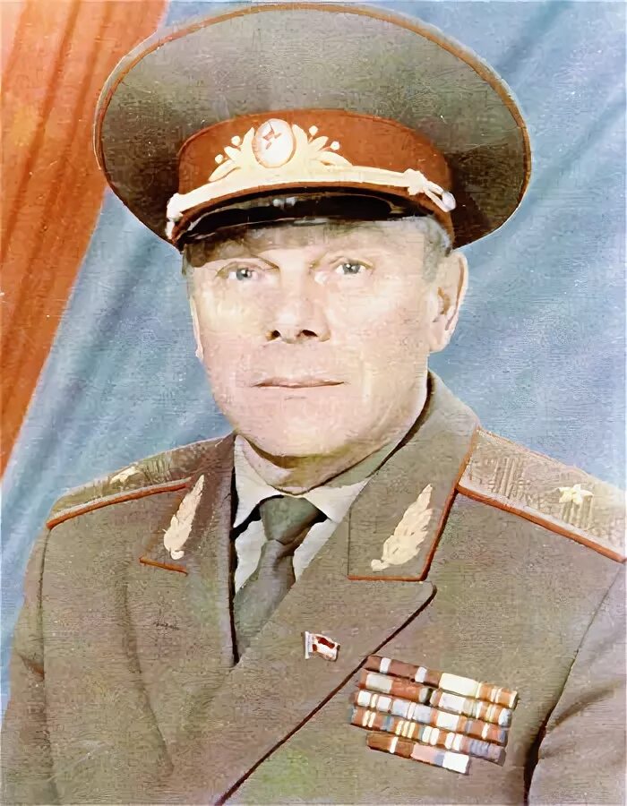 Значок 20 лет. 4 факультет высшей школы кгб. Орловское училище связи. Орловское училище связи. Оввкус выпуск 1984.