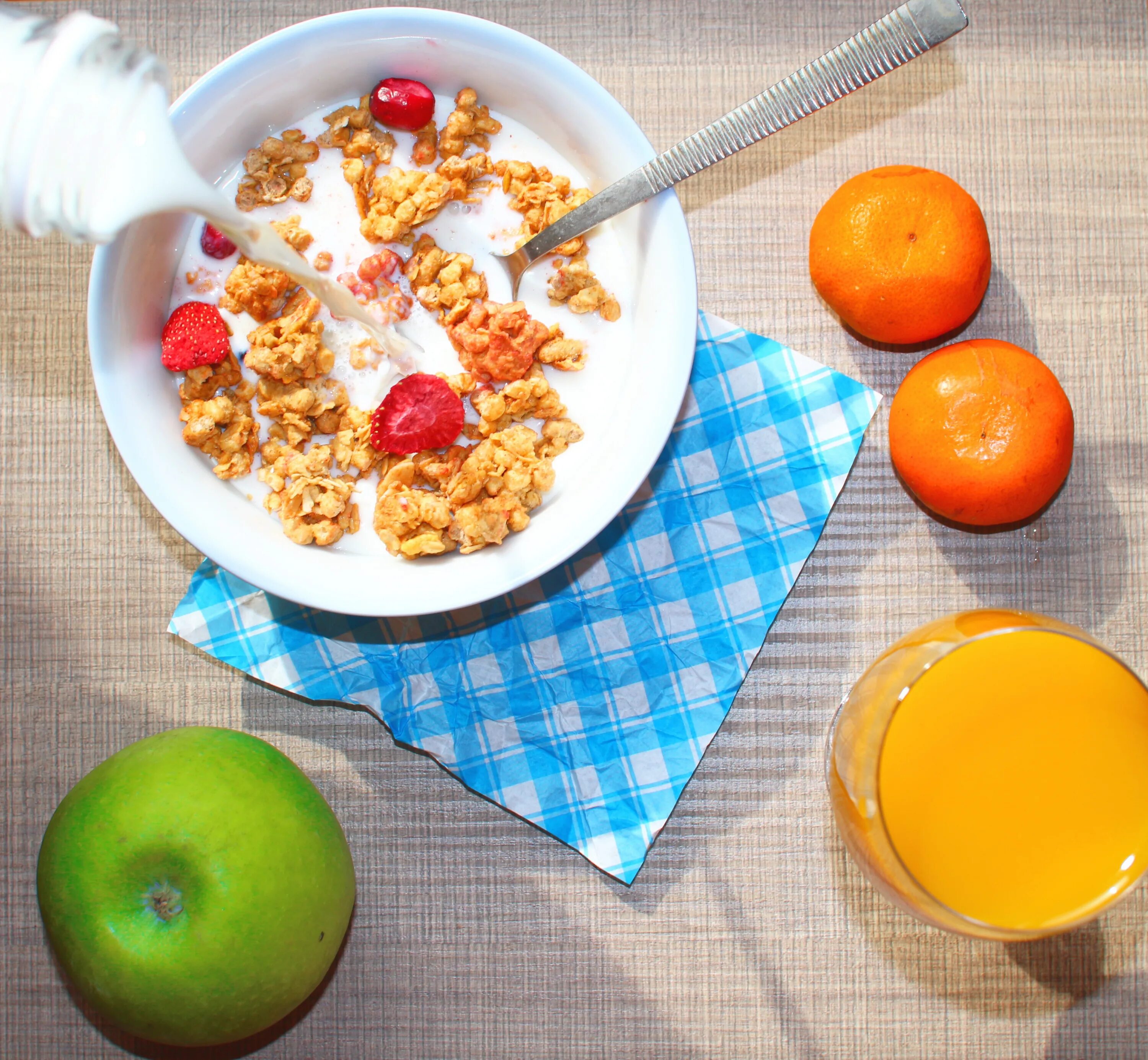 Correct foods. Правильное питание завтрак. Полезный завтрак. Здоровый завтрак для детей. Полезный завтрак правильное питание.