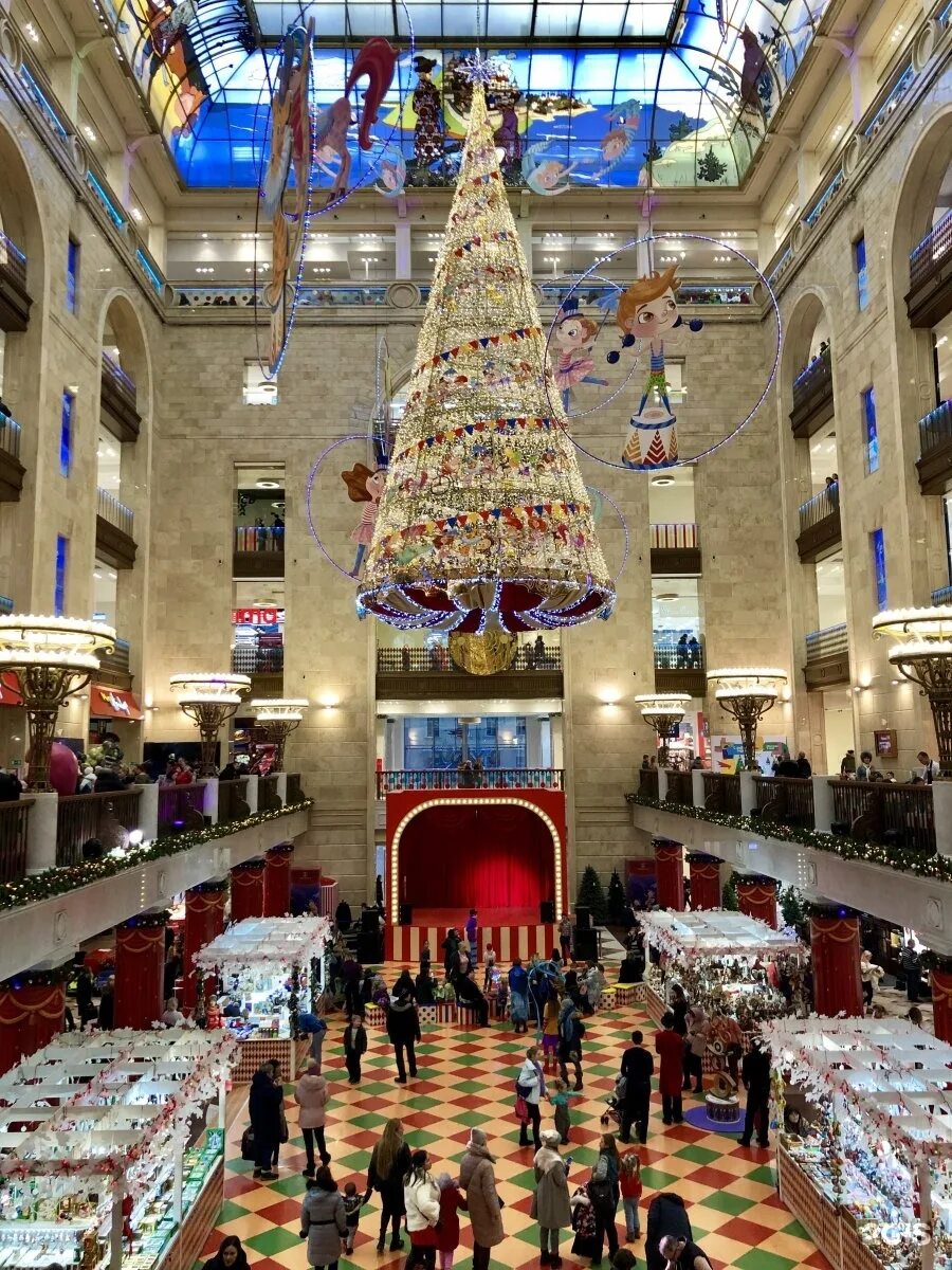 Центральный детский мир новый год. Центральный детский мир на лубянке. Часы работы цдм 1 января. Новогодние локации в цдм. Цдм.