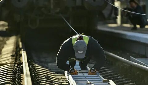 Вагоны тянут
