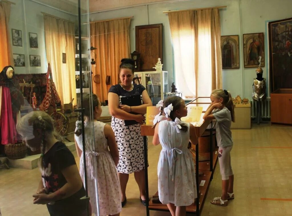 Квест. Квест в краеведческом музее. Музей игр в детском саду. Детский квест в музее. Квест морской патруль в краевед музее.