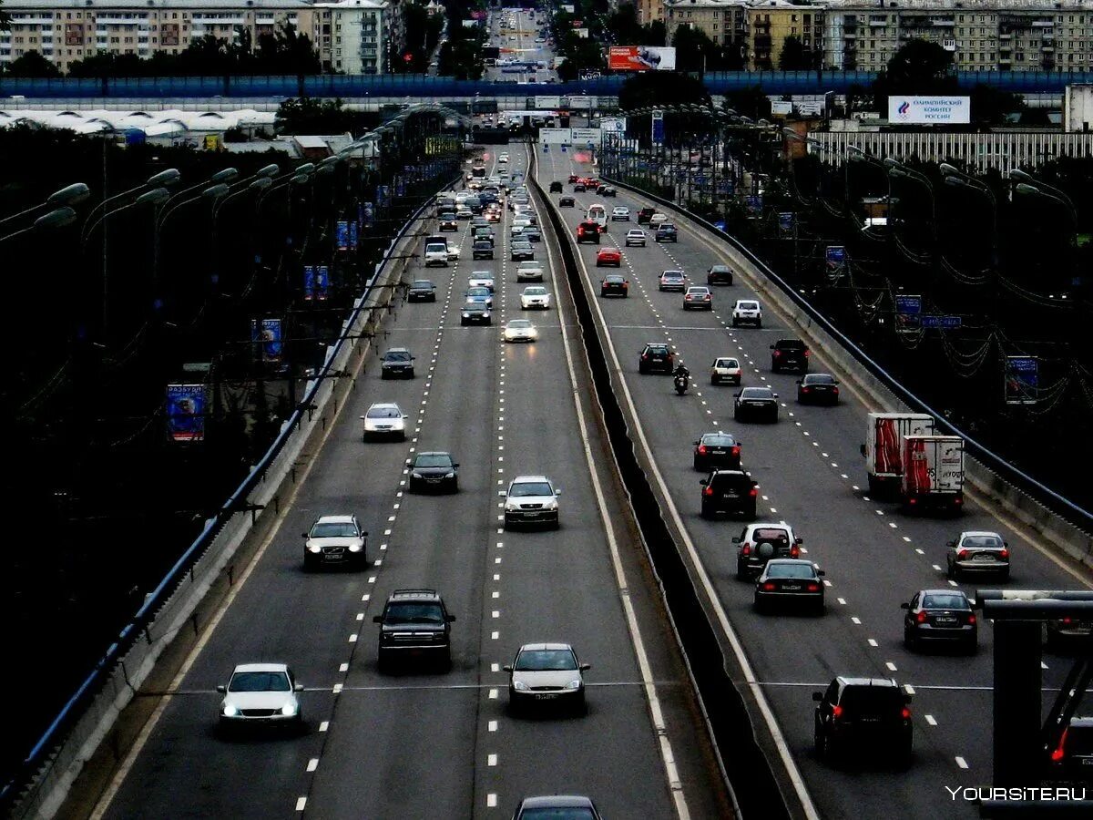 Поток машин. Город потоков. Движение машин в городе. Город потоков. Поток машин.