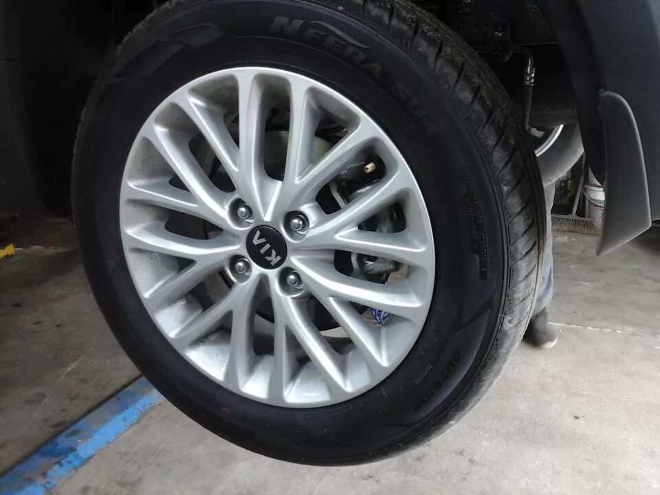 Kia Rio x-line r15. Киа Рио x line r15 колеса. Киа Рио x line шины 195/60 r16. Колеса Kia r14.