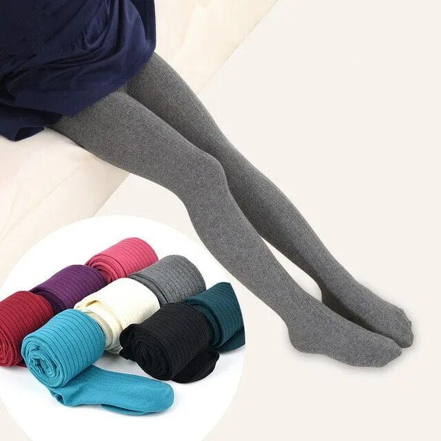 Девочка в двух колготках. Колготки дет marcia 16с-52сп violet-bianco р. Хлопковые колготки детские. Трикотажные колготки. Двкдевушки в колготках.