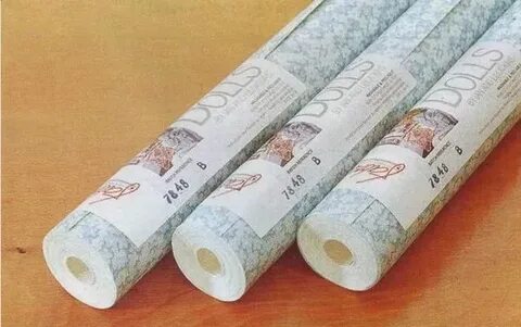 1 пачка клея на сколько рулонов