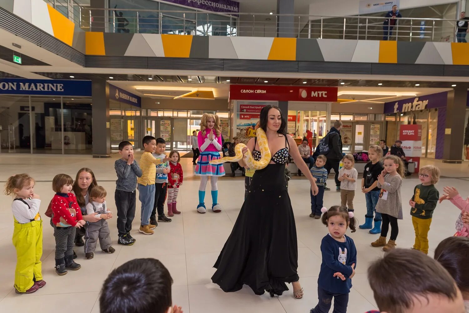 Вэйпарк в 2016. Тц вэйпарк кинотеатр. Тц вэйпарк. Вэйпарк химки. Трц вэйпарк кинотеатр.