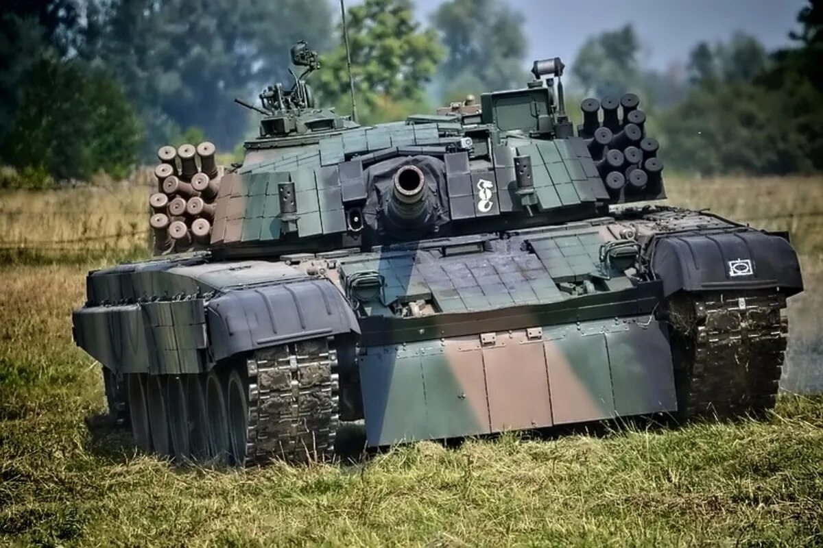 Pt-91 twardy танк. Польский танк pt-91 twardy. Танк РТ-91 Тварди. Pt-91.