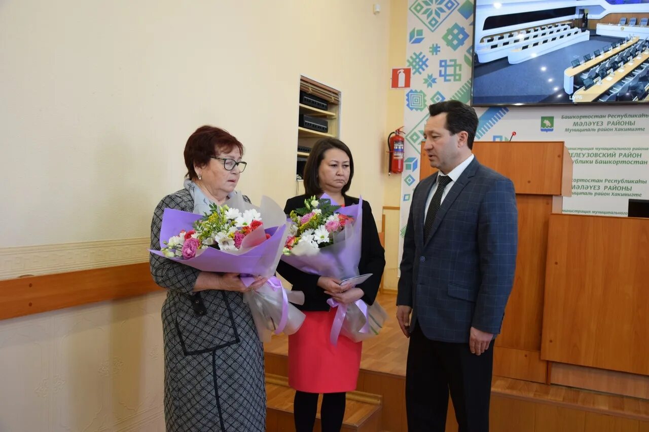 Новости мелеуза. Мелеуз сейчас фото. Что сегодня будет в мелеузе в площади. Городская площадь мелеуз 2022. Новости мелеуза на сегодняшний день.