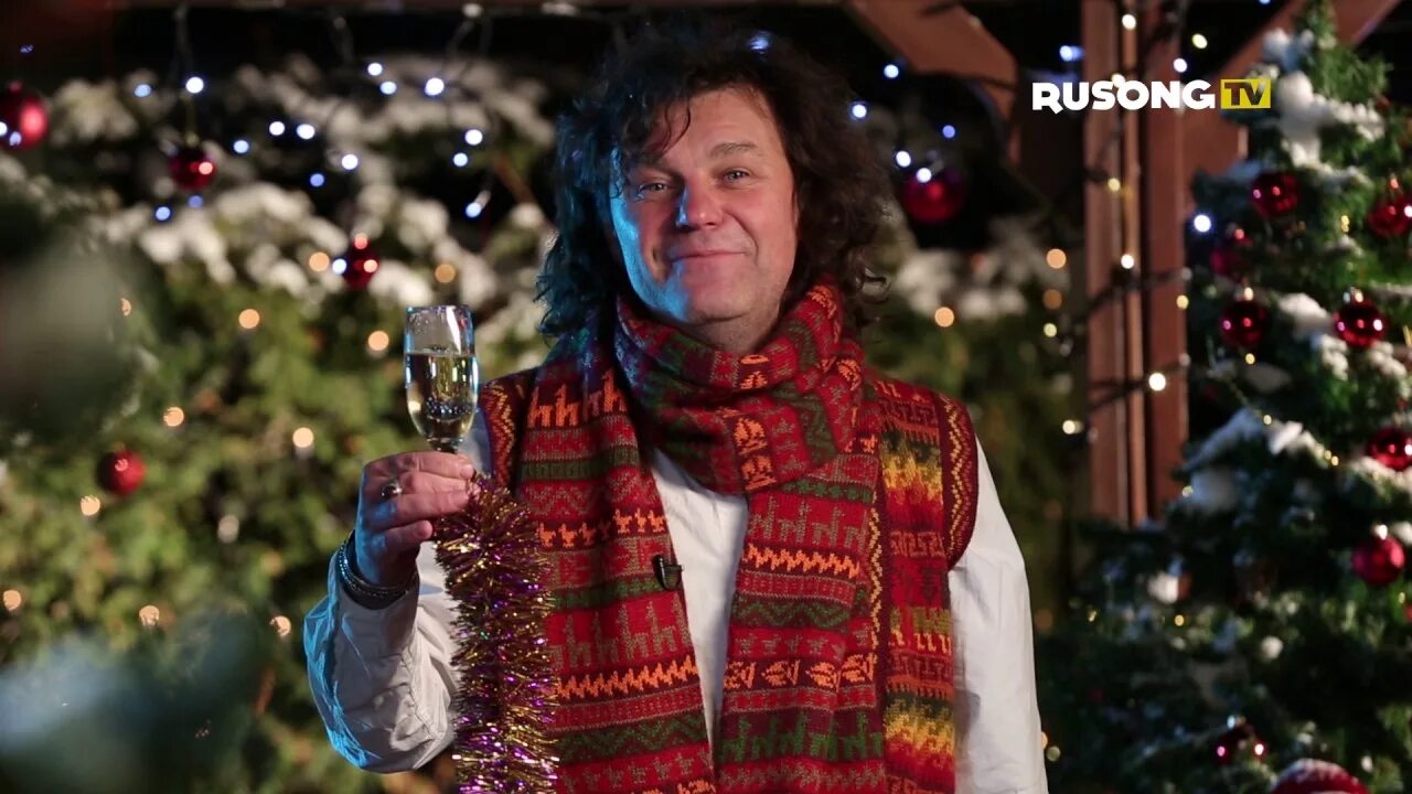 Movie rusong tv. Зрителей rusong tv с новым годом. Телеканал rusong tv. Movie rusong tv. Movie rusong tv.