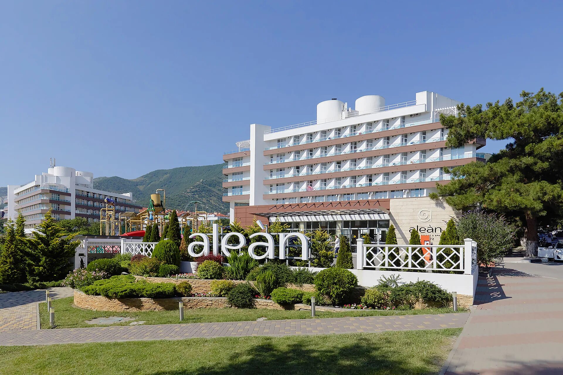 Alean family resort biarritz. Отель alean family resort spa biarritz.