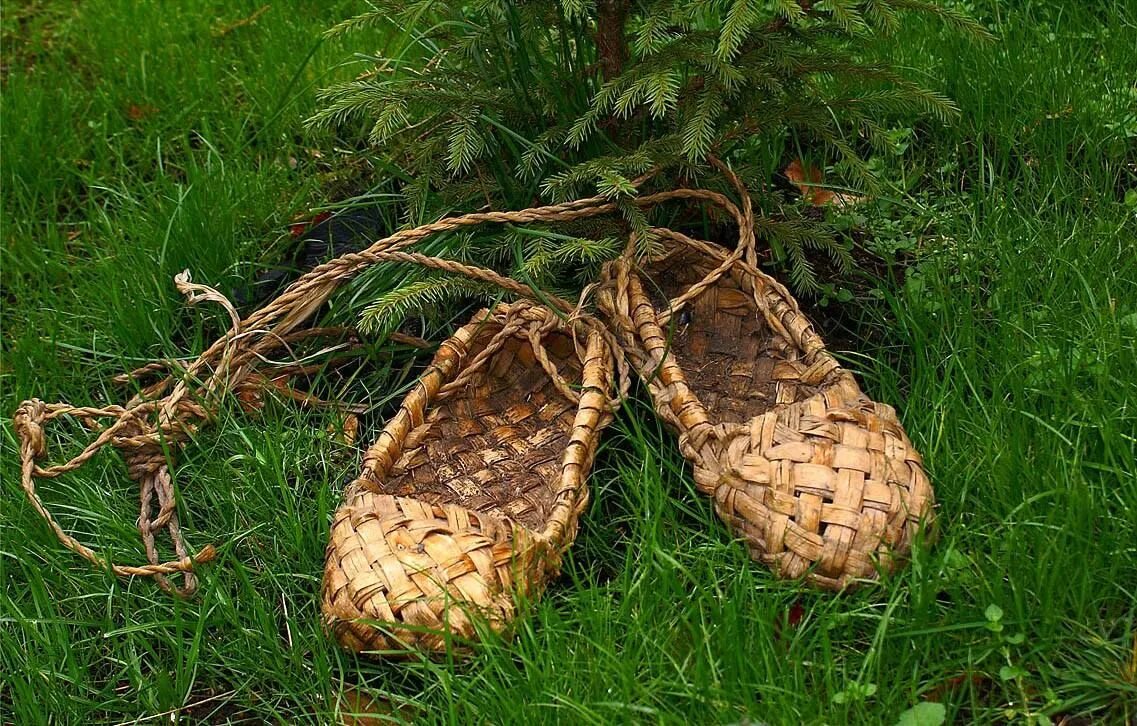 Лапоть девочка