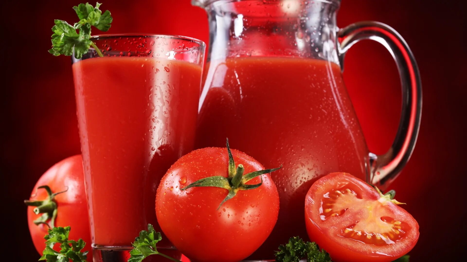 Сок помидоры самый вкусный рецепт. Томатный сок. Сок из томатов. Красный сок. Стакан томатного сока.