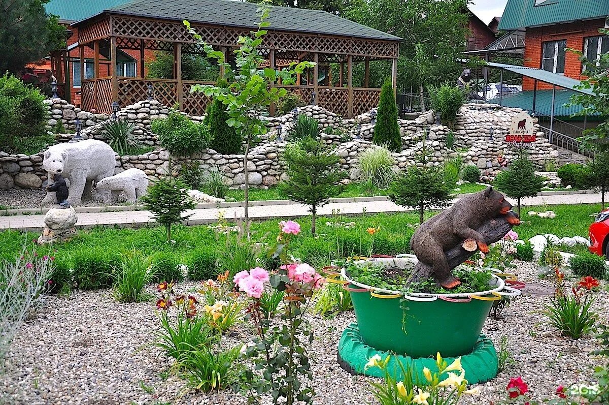 Белая медведица гуамка. Отель белая медведица гуамка. Большая медведица фото лагонаки бассейн. Гуамка термальные источники большая медведица. Гуамка термальные источники большая медведица.