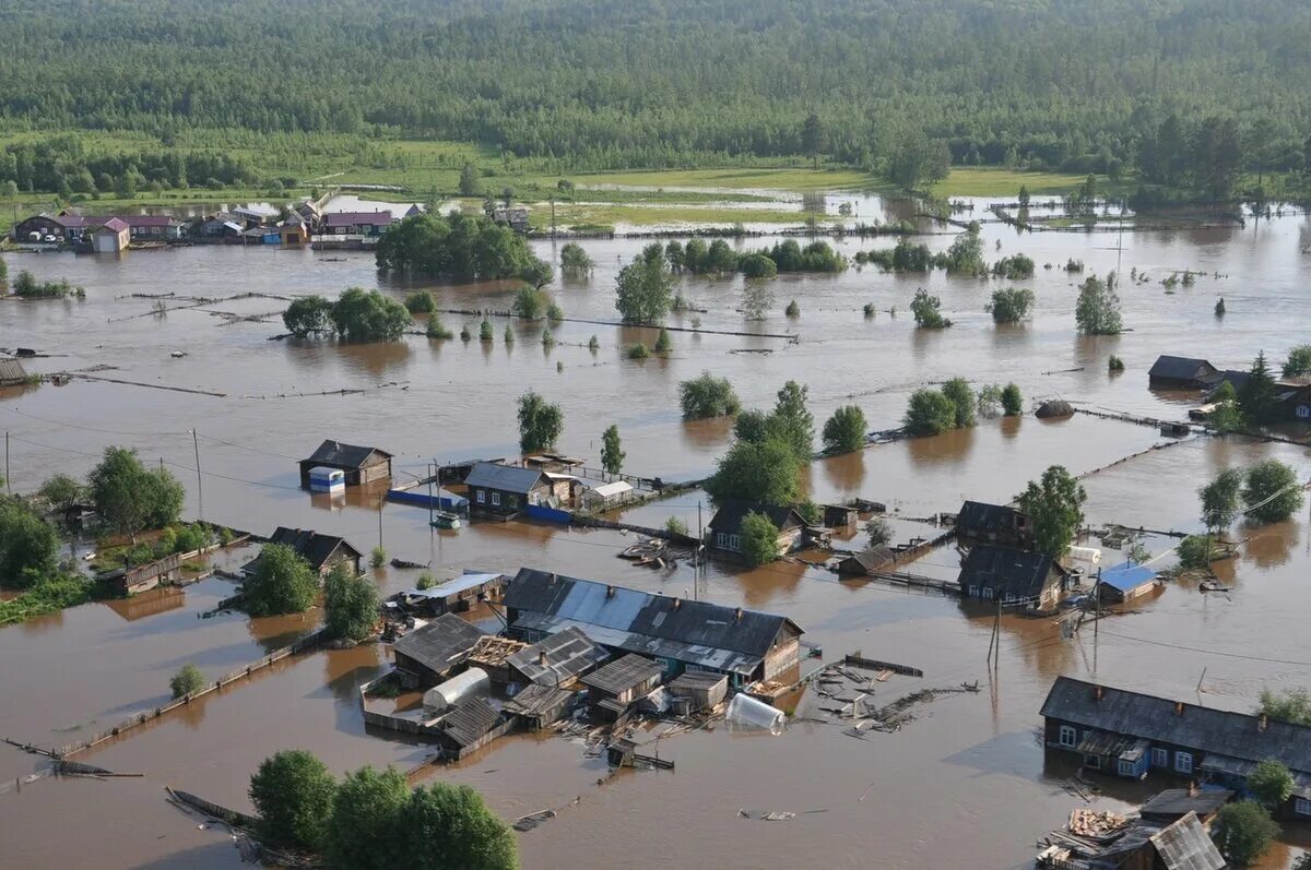 Где затапливает город. Наводнение в Иркутской области (2019). Наводнение в Тулуне 2019. Киренск наводнение 2001. Наводнение Миссисипи 2020.