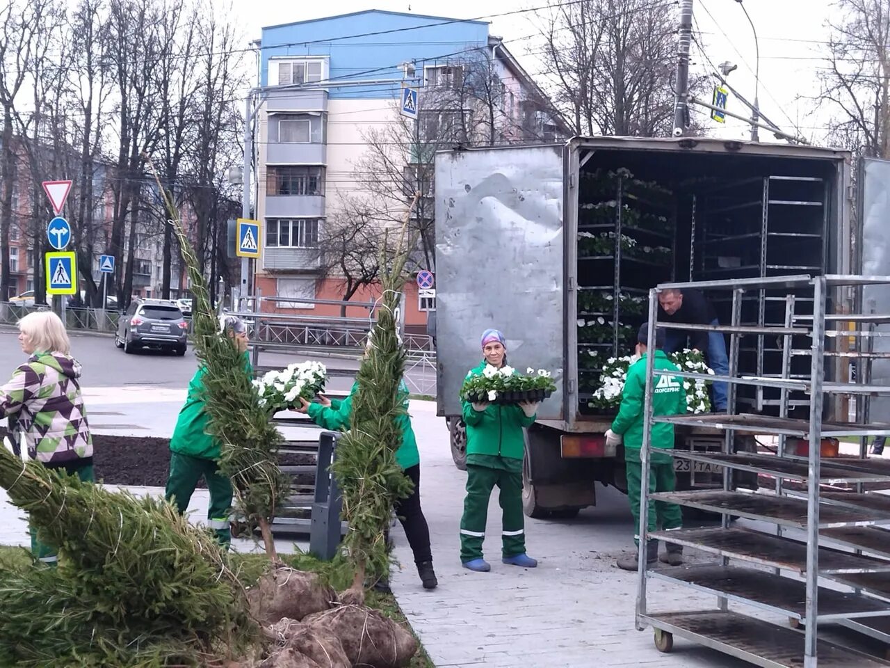 Были видны новости. Площадка около искры Видное.