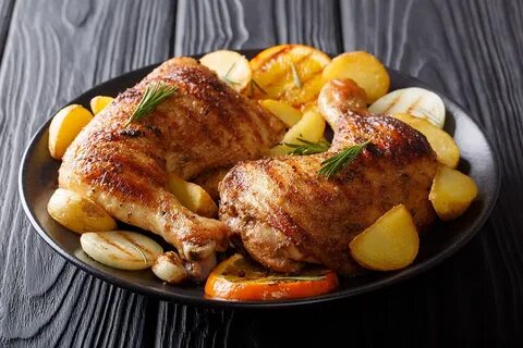 Жареные голени с картошкой