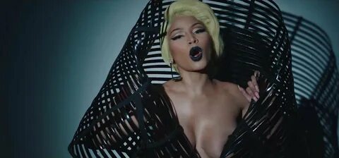 妮 琪-米 娜 (Nicki Minaj) 性 感 (34 图 片 & 视 频). Nicki Minaj Sexy (34 Pics &am...