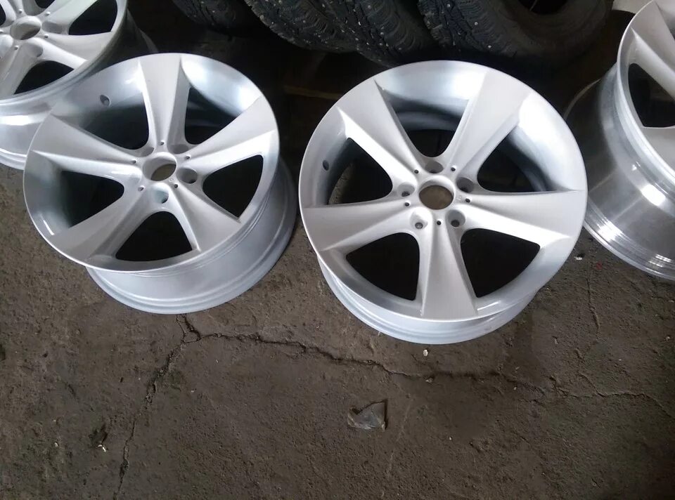 128 стиль дисков на bmw x3 e83. 128 стиль бмв r17. Диски 128 размеры. Диски бмв 128 стиль. 128 style r19.