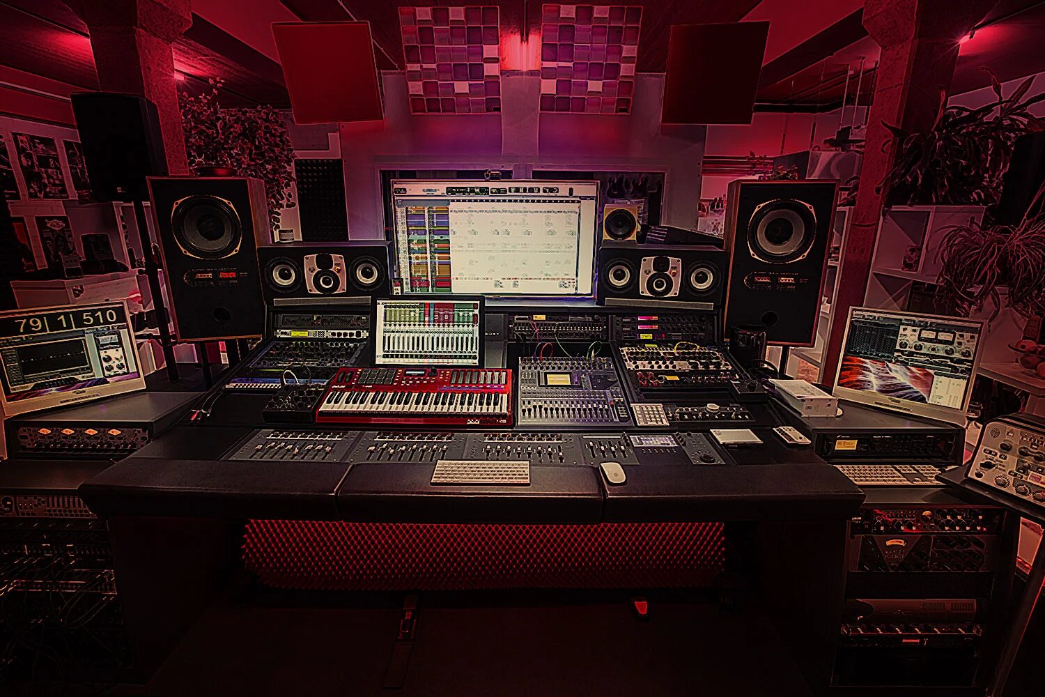 Rca студия звукозаписи. Студия звукозаписи артиллерийская 305. Музыкальная студия. Звукорежиссерская студия лос анджелес. Звукозапись 10 букв.