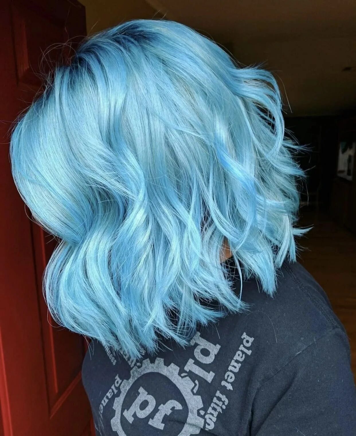 Как покрасить волосы в голубой. Мелирование с голубыми прядями. Как покрасить волосы в голубой. Синие волосы. Как покрасить волосы в голубой.