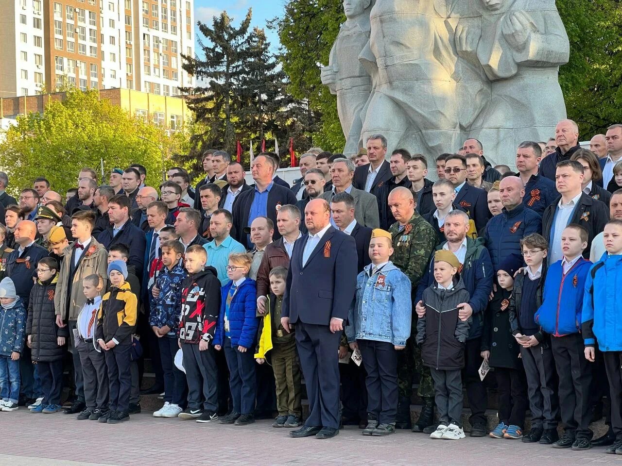 Хор отцов и сыновей ижевск. Завтра день республики. Хор отцов сыновей. Хор отцов в ижевске 9 мая 2023. Хор отцов сыновей.