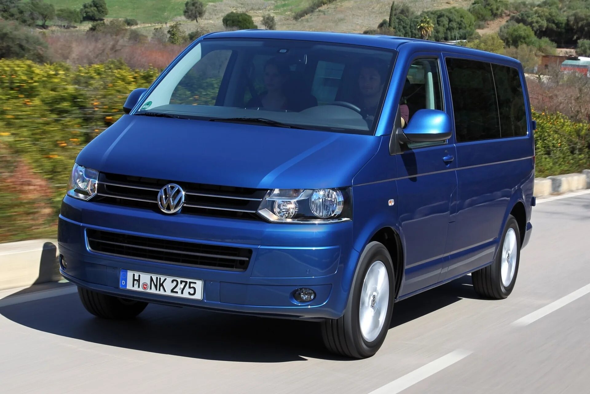 Vw caravelle t5. Фольксваген Транспортер Каравелла. VW Transporter 2003-2015. Фольксваген Caravelle 2023.