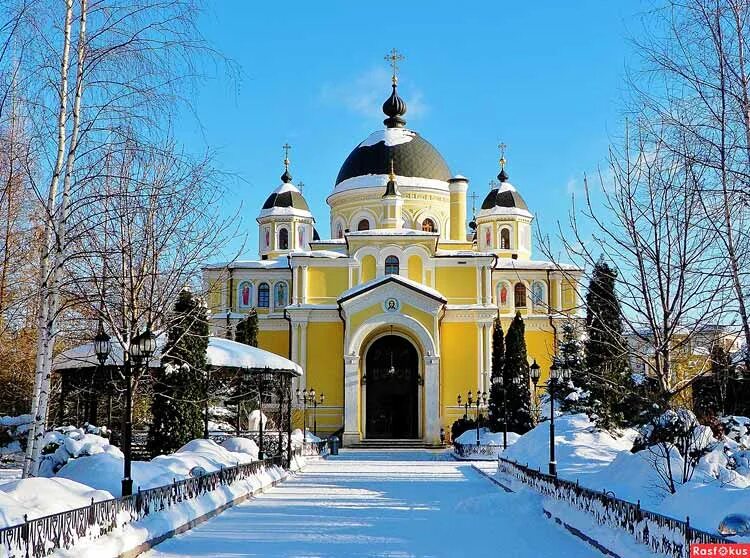 Покровский женский монастырь Москва. Матрона Московская Покровский монастырь. Покровский ставропигиальный монастырь. Храм Святой Матроны в Москве.