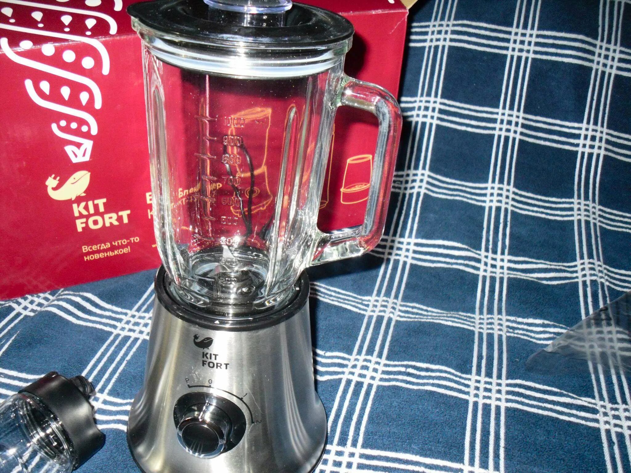Kitfort kt-562. Стационарный блендер kitfort kt-1312. Kitfort 1312. Блендер 7042b белый. Стационарный блендер kitfort kt-1312.