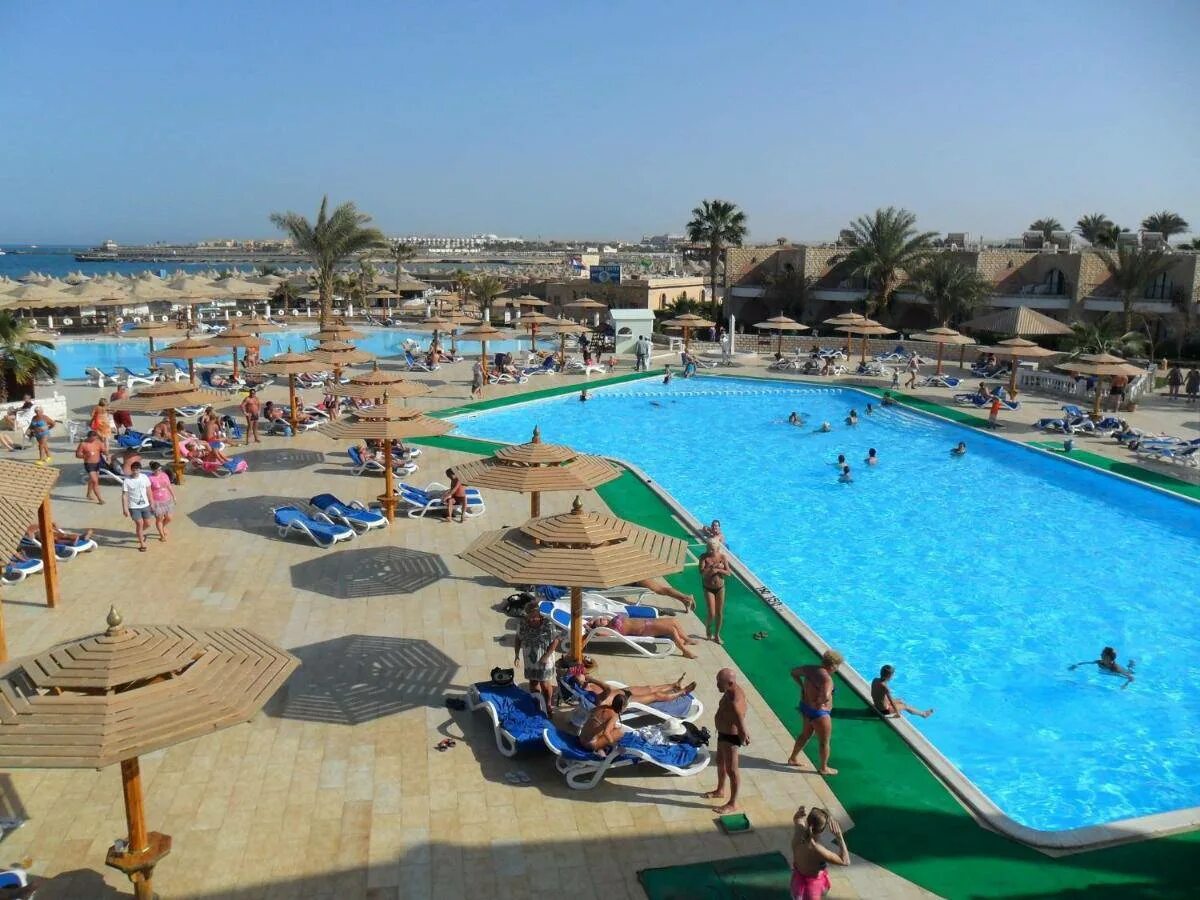 Aladdin resort hurghada 4. Египет алладин Бич Резорт. Алладин Бич Резорт отель Хургада. Aladdin Beach Resort Hurghada 4 Хургада. Отель алладин Хургада Египет.