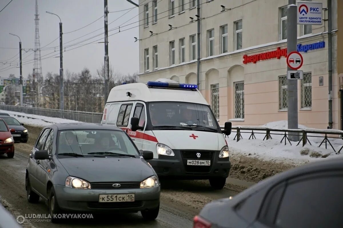 Петрозаводск зимой вокзал 2021. Петрозаводск кома. Инфекционная больница петрозаводск. Онего палас петрозаводск. Столица карелии петрозаводск.