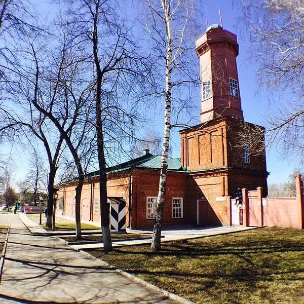 Музей пожарных ульяновск. Музей пожарной охраны Симбирска-Ульяновска Ульяновск. Музей пожарной охраны Ульяновск. Пожарный музей Ульяновск. Симбирская пожарная охрана Ульяновск музей.