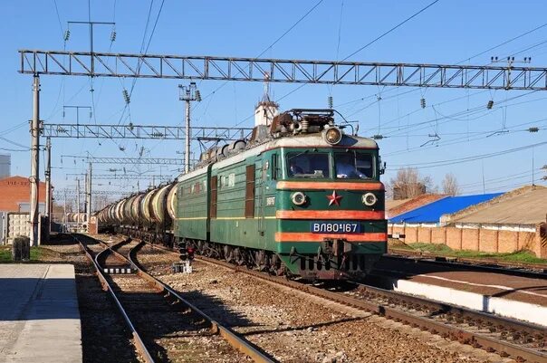 Жд вокзал котельниково. Жд станция котельниково волгоградская область. Поездов города котельниково. 17) железнодорожная станция котельниково волгоградская. Станции волгограда и котельниково.