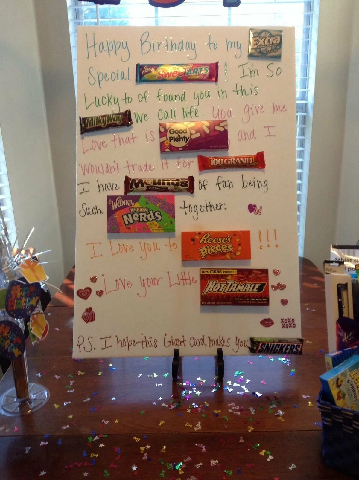 пивной торт с пиццей. сюрпризы для любимых мужчин. необычный сюрприз на день рождения. с днем рождения приятности. украшение комнаты невесты.