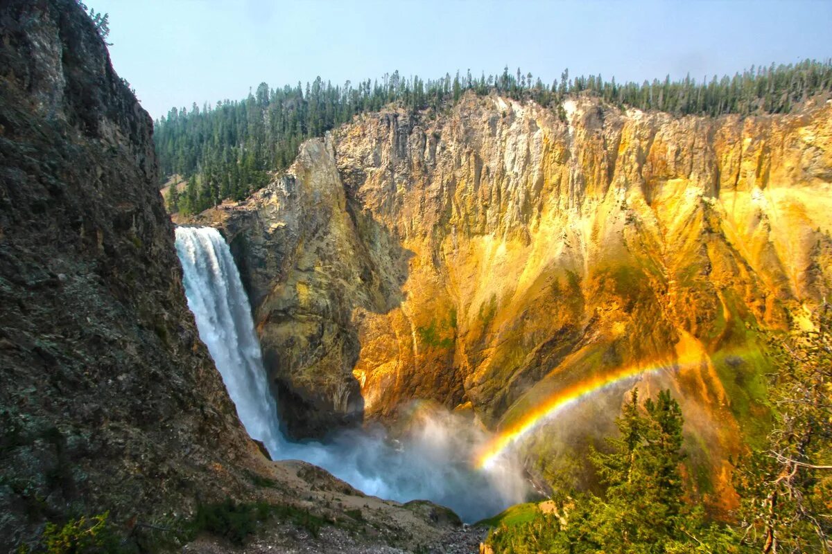 Первый национальный парк был создан. Йеллоустонский национальный парк США. Национальный парк йуллустон. Национальный парк Йеллоустоун. Национальный парк Yellowstone США.