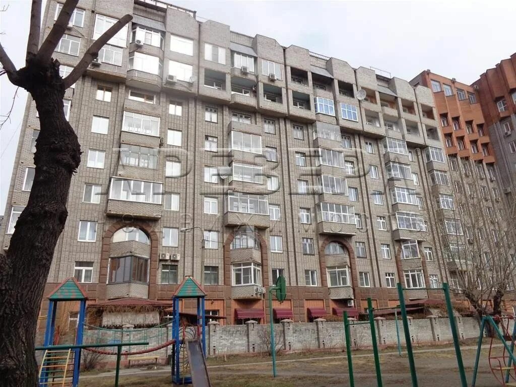 ул. Максима Горького, 30 - Тюмень многоквартирный жилой дом