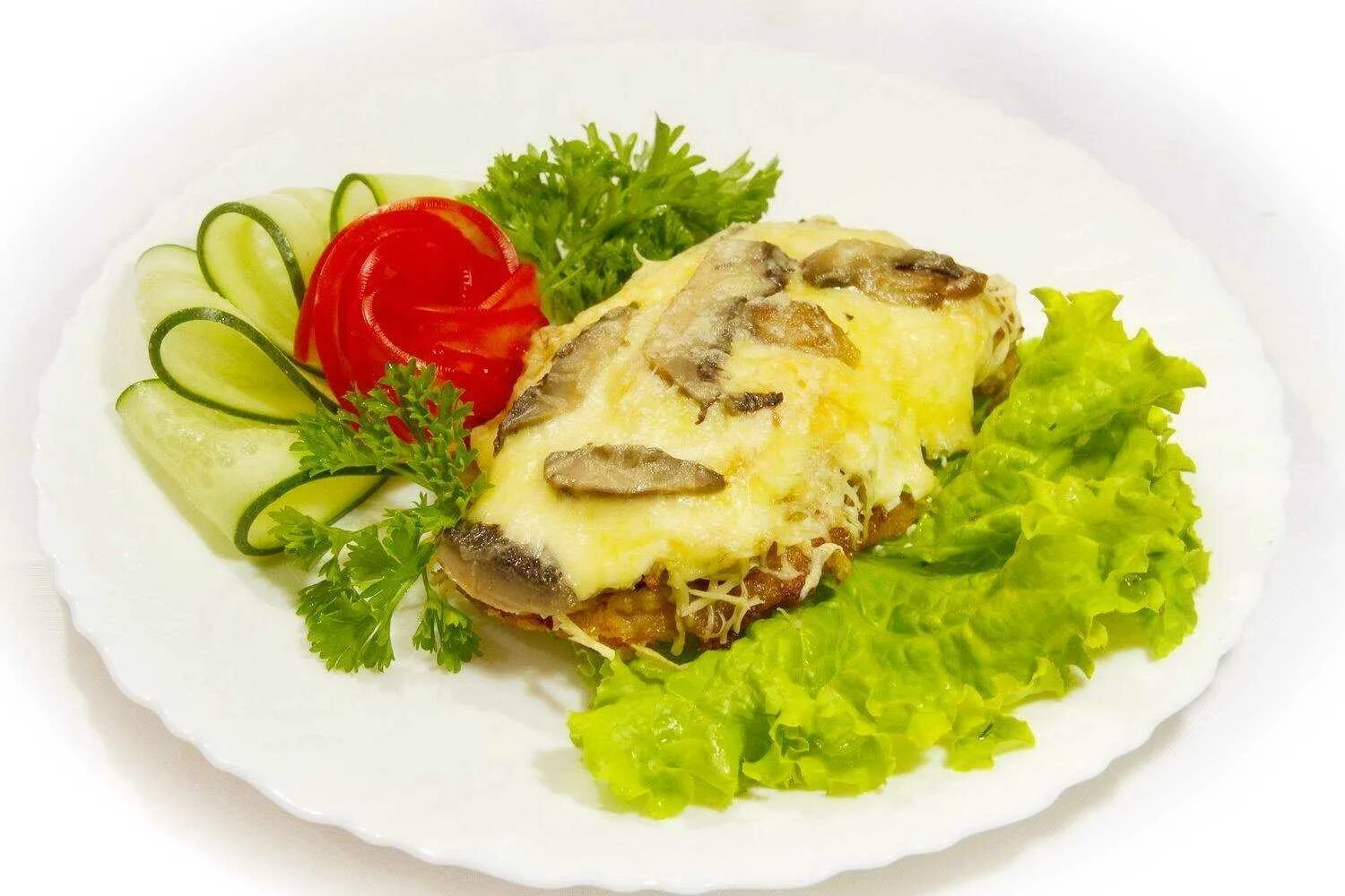 Мясо куском с сыром и помидорами. Отбивная по княжески. мясо по царски. свинина по царски. свинина по королевски.