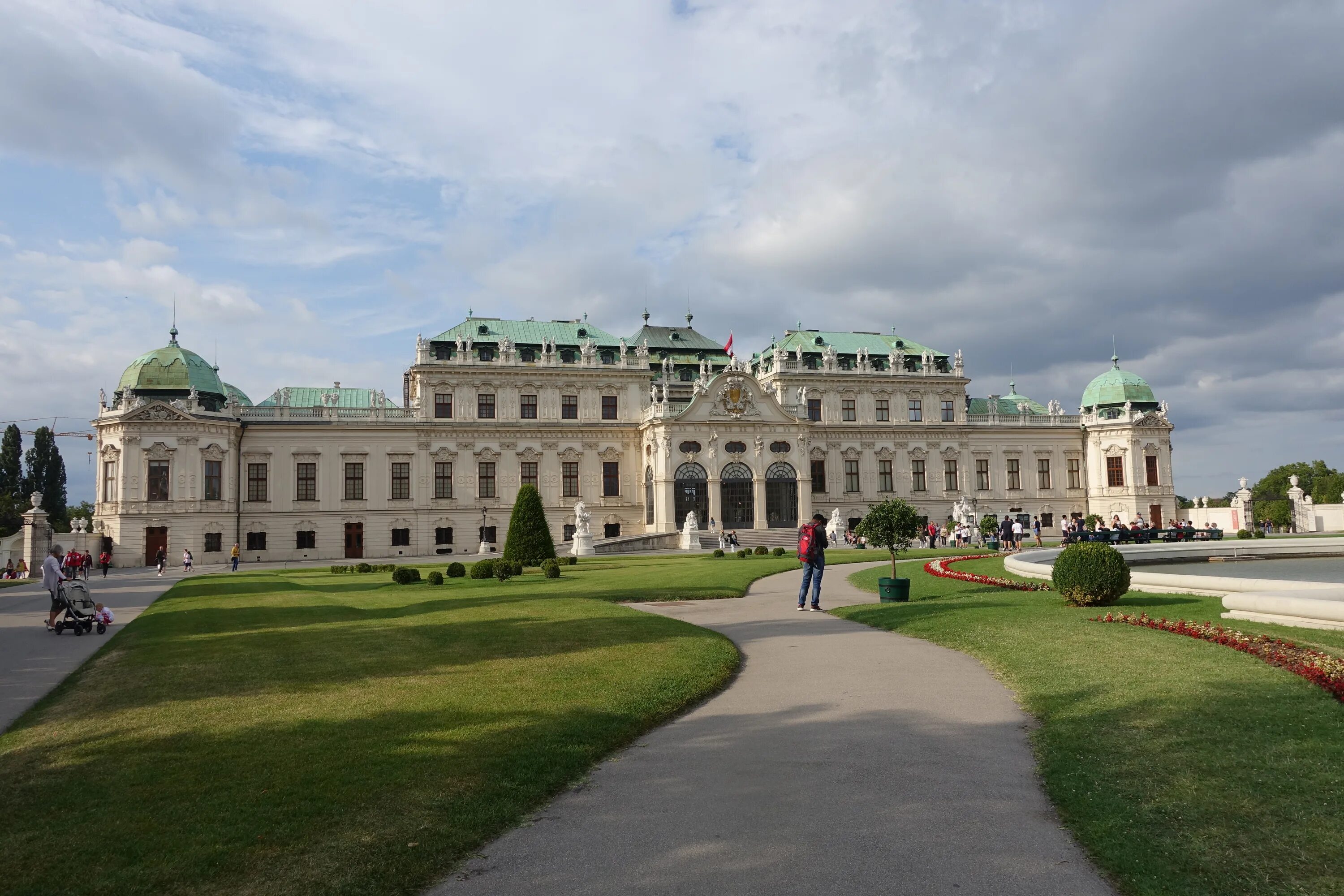 Дворец 16. Бельведер вена. дворец бельведер, вена, 1710-1714. бельведер вена барокко бюст. 23 парк дворца бельведер.
