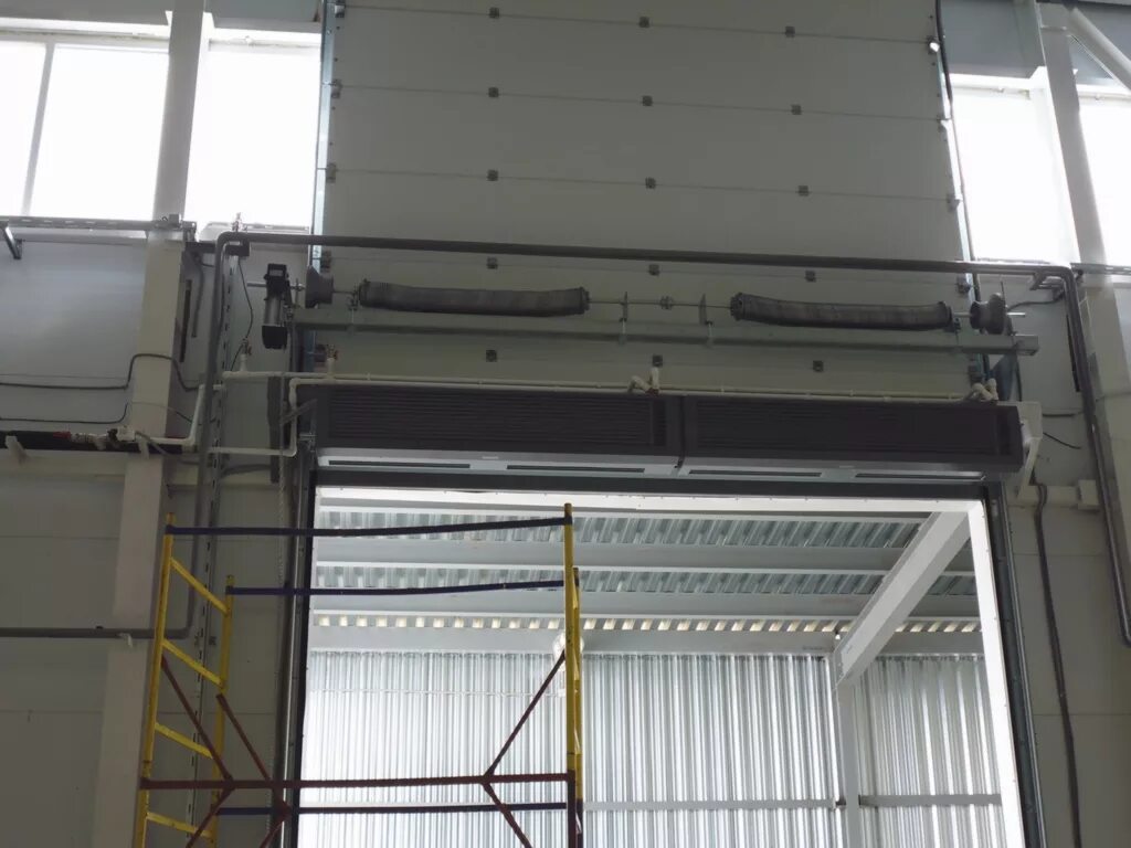 под завесой. тепловая завеса кэв-12п4050e. тепловая завеса тепломаш 380в. вертикальная тепловая завеса тепломаш. тепловая пвх завеса ленточная термоштора прозрачная 100мм.