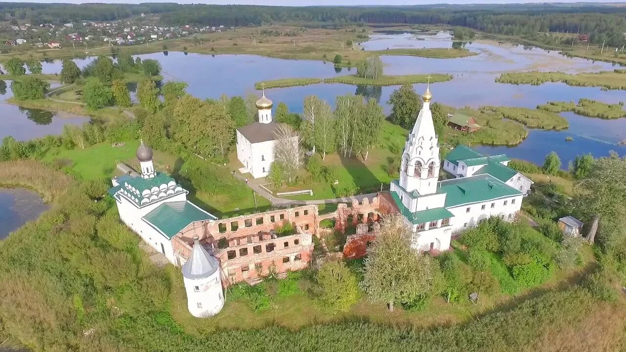 Свято троицкий нижегородская область. Островоезерский монастырь в Ворсме. Троицкий Островоезерский монастырь. Троицкий Острово-Езерский Ворсменский женский монастырь. Монастырь Ворсма Нижегородская область.