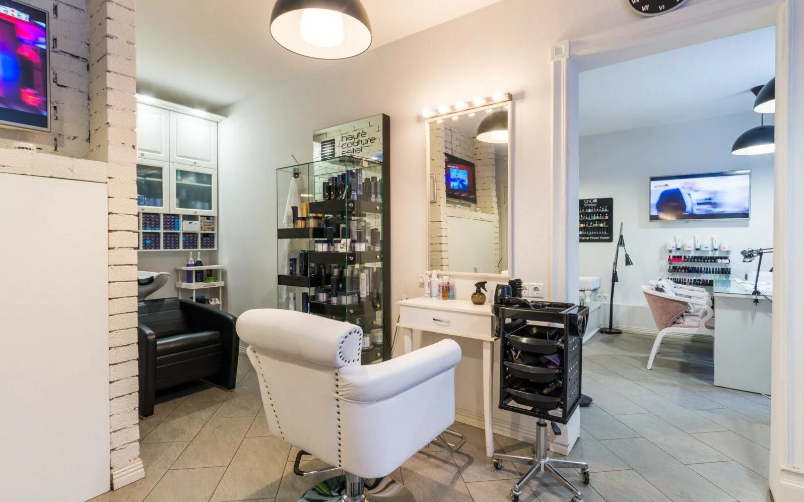 Дизайн салона красоты. Студия красоты быть. Интерьер парикмахерской. Студия красоты быть. Элитный салон красоты.