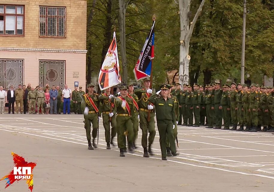 Донецком высшем общевойсковом командном училище. Курсанты донвоку днр. Донецком высшем общевойсковом командном училище. Донвоку днр. Донецкое общевойсковое командное училище.