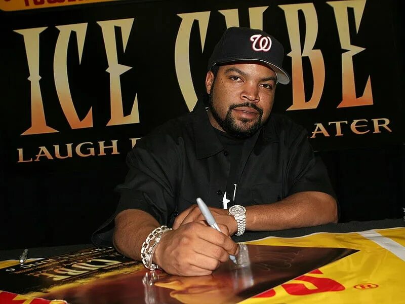 Ice cube 50. Ice Cube и 50 Cent. Айс Кьюб 50 Cent. Ice Cube автограф.