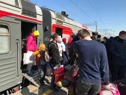 Внимание поезд прибывает