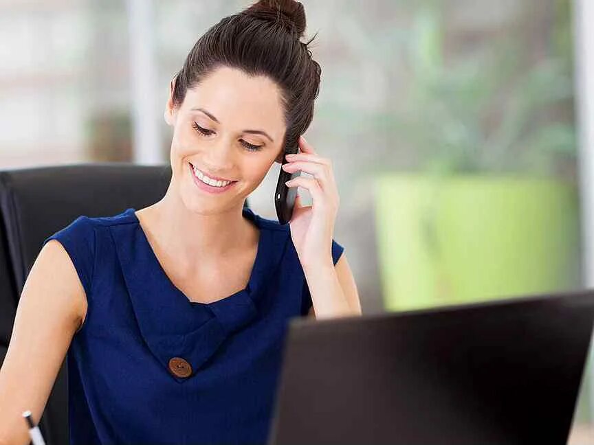 Образ профессионала. Профессия экономист. Работа менеджером в тюмени. Девушка офис менеджер. Офисный работник.