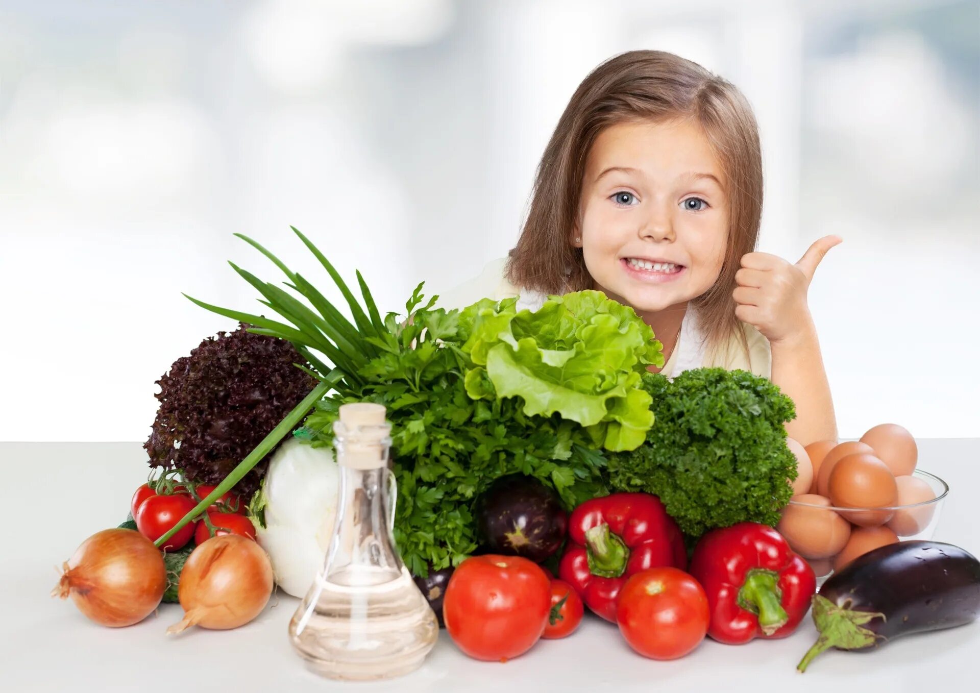 Vegetable family. Здоровое питание. Здоровое питание для детей. Овощи для детей. Овощи и фрукты для детей.