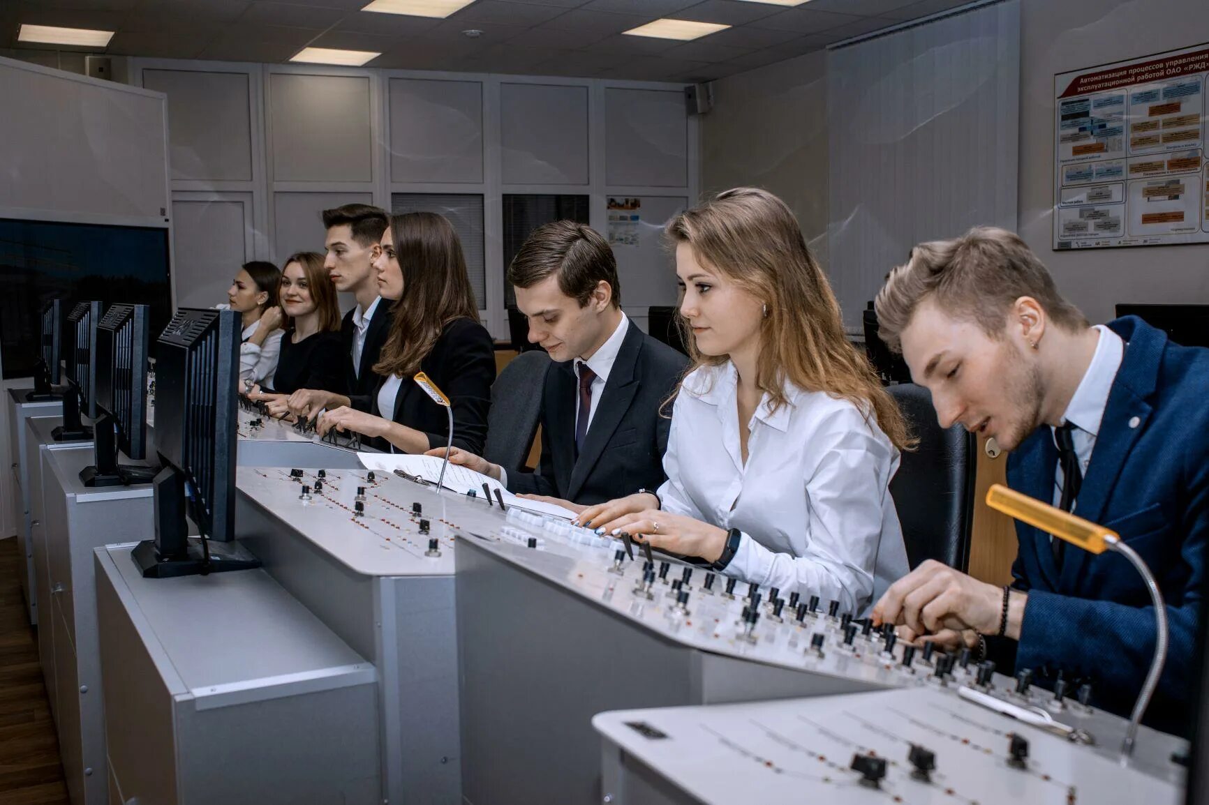 Целевое обучение как поступить в вуз 2025. Целевой приём в вуз это. подготовка кадров. вуз работодатели. целевой набор в вузы 2025.