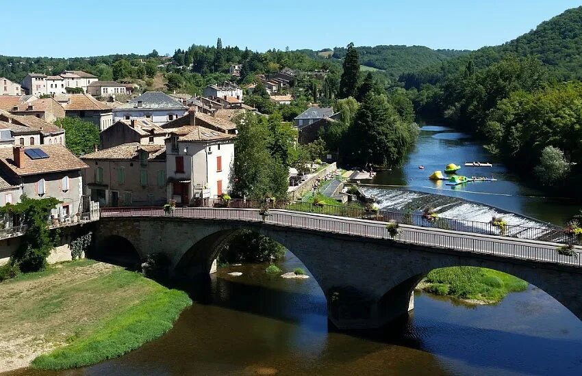Река сена во франции. Долина реки дордонь франция. Река сена вечером. Главная река франции. Река сена ночью.