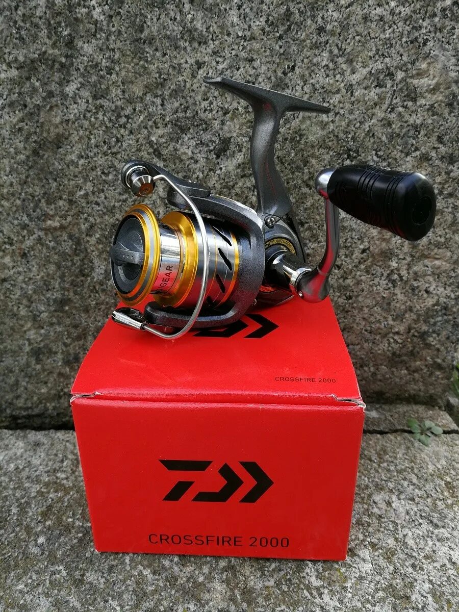 Дайва кроссфаер. Катушка Daiwa Crossfire 1500x. Катушка дайва кроссфаер 5000. Daiwa Crossfire 3000 переборка. Daiwa Crossfire b 1500 шайбы.